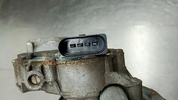 Etupyyhkijän mekanismi Fiat Grande Punto 1.4B 5D image 9