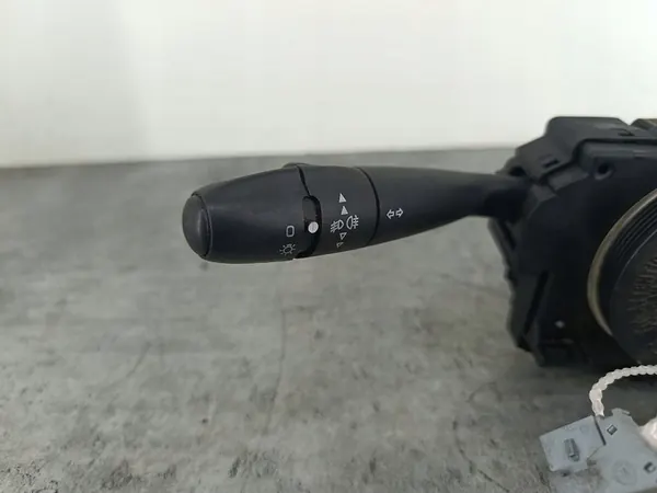 Gecombineerde schakelaar Peugeot 206 SW 1.4 HDI image 2