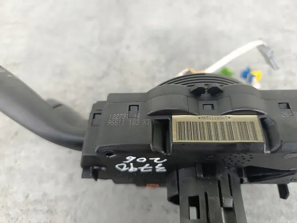 Gecombineerde schakelaar Peugeot 206 SW 1.4 HDI image 5