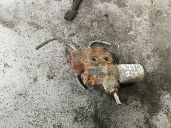 Remkrachtregelaar BMW E21 OEM onderdeel image 2