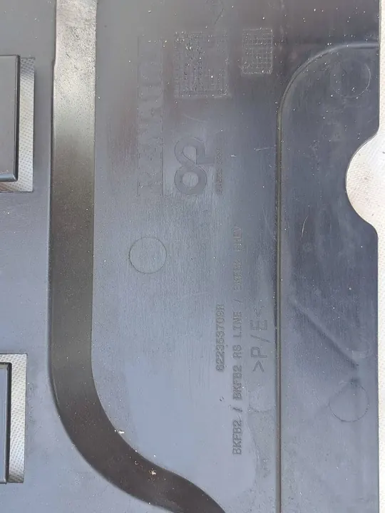 Renault Megane IV Front Bumper Cover OEM 622353709R image 3