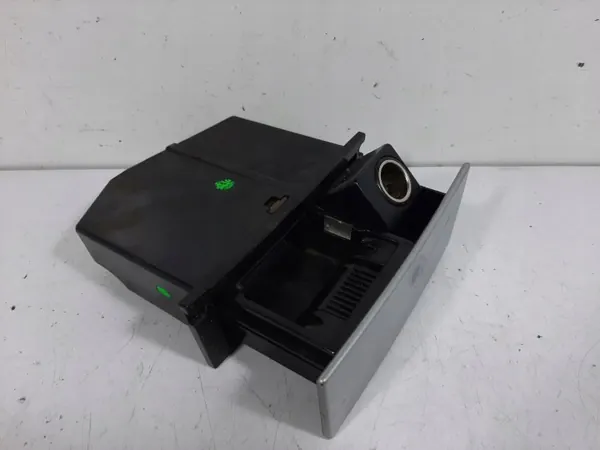 Cendrier Opel OE OEM 13130836 pour Meriva A 1.7CDTI image 7