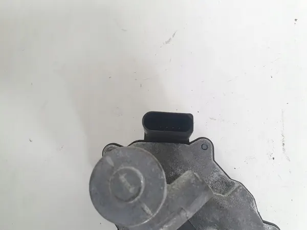 Atuador de válvula de admissão VW Passat B6 03L129086 V130 image 4