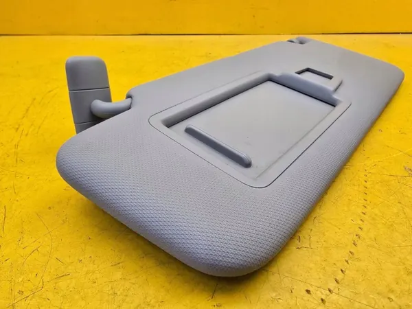 Visera izquierda Audi A1 OEM 82A857551D image 4