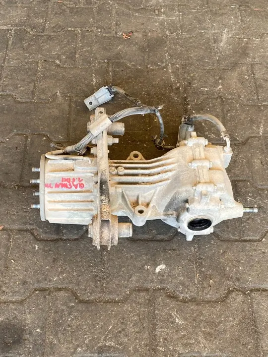 Nissan Qashqai J11 1.6 dCi Rear Differential image 4