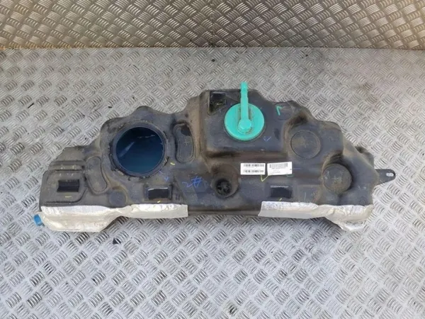 Brandstoftank Citroen C5 Aircross OEM 9829670080 image 2