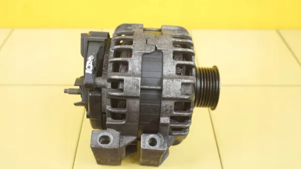 INSIGNIA ANTARA ZAFIRA 2.0 CDTI alternator 39007852 image 3