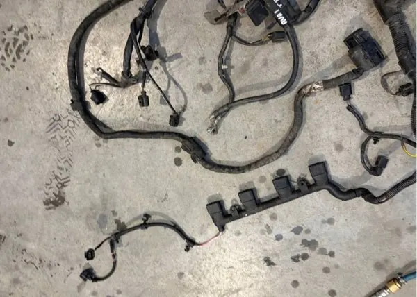 AUDI TT 8J 2.0 TFSI Engine Installation CXY1073 image 3