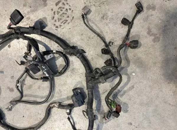 AUDI TT 8J 2.0 TFSI Engine Installation CXY1073 image 4