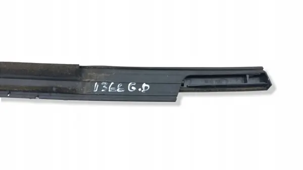 Honda CR-V 2021 Takaikkunan lista OEM AMD228842 image 5