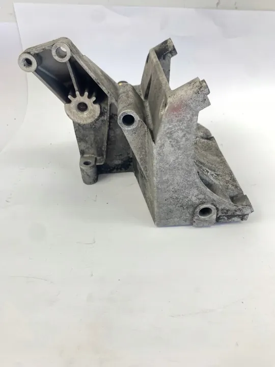 Soporte Compresor A/C OEM 1031310935 Mercedes W124 image 3