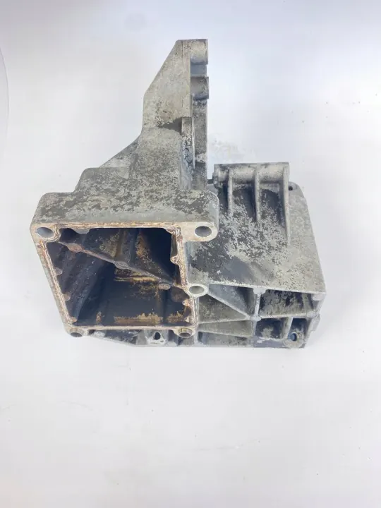 Soporte Compresor A/C OEM 1031310935 Mercedes W124 image 7