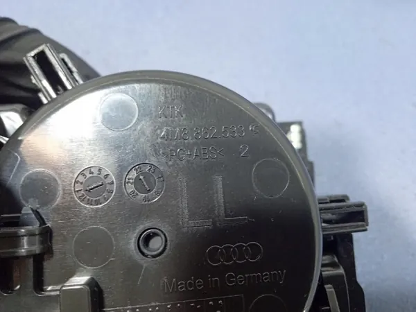 Porta-copos Audi SQ8 Q8 OEM 4M8862533C - Usado image 7