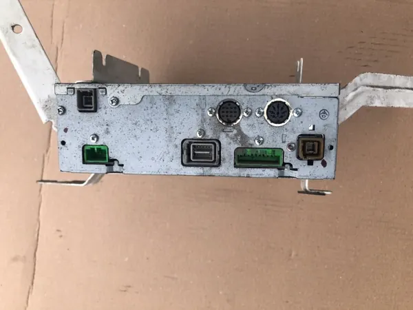 OEM 30732653-1 Changer CD pour Volvo S60 2004-2009 D5 image 3