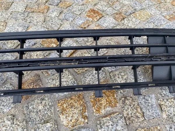 Griglia paraurti anteriore VW Polo VI 2G0853677L image 4