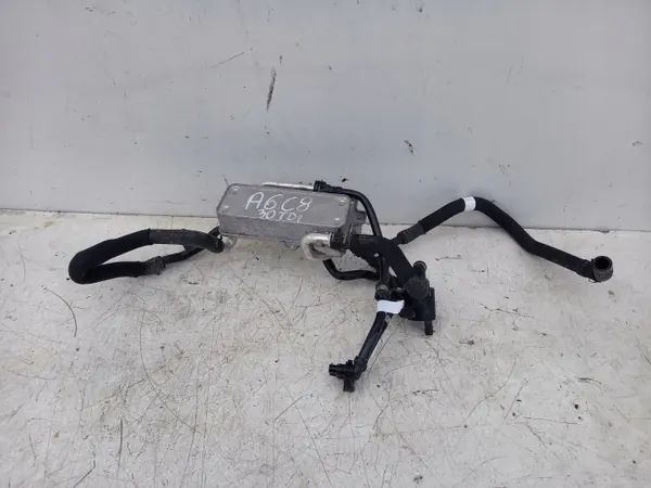 Gebruikte Audi OE Oliekoeler 4M0317021G voor A6 C8 3.0 TDI image 2