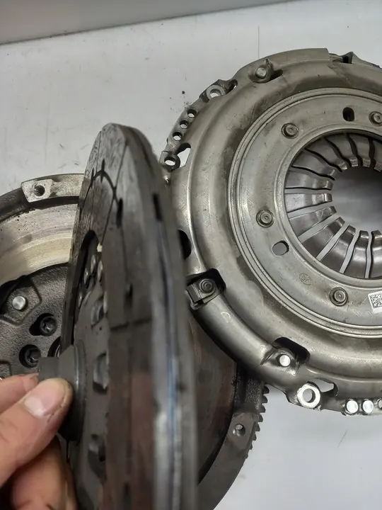 Volante de Dupla Massa Renault Trafic IV 2.0 DCI image 5