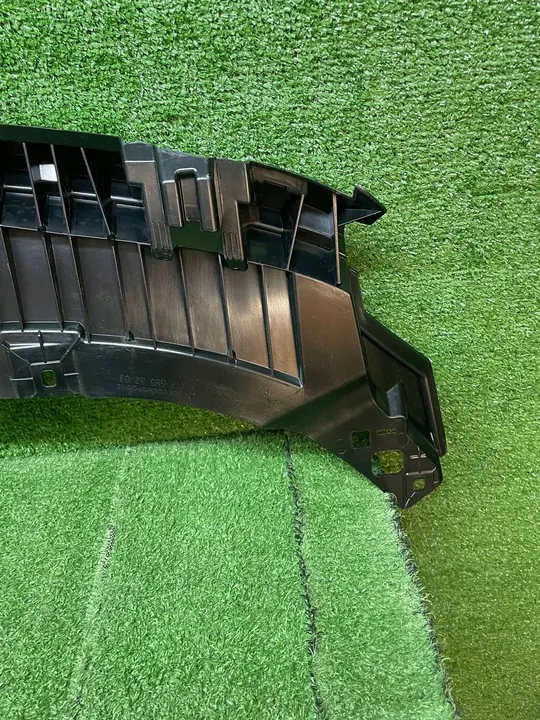 Capa de para-choque dianteiro Mercedes-Benz GLA H247 A2478858203 image 6