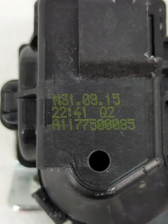 Bagagelås Mercedes-Benz C W205 2015 A1177500085 image 5