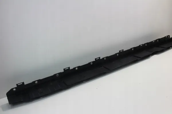 Rechte Stufenbefestigung OEM A1646900910 Mercedes GL image 3