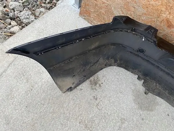 Paraurti posteriore con spoiler VW Passat B6 Sedan image 7