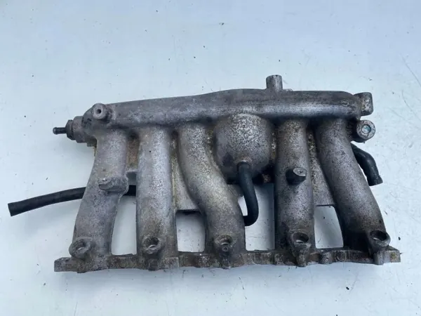 Collettore di aspirazione Volvo XC70 09447005 2.4L 2002 image 2