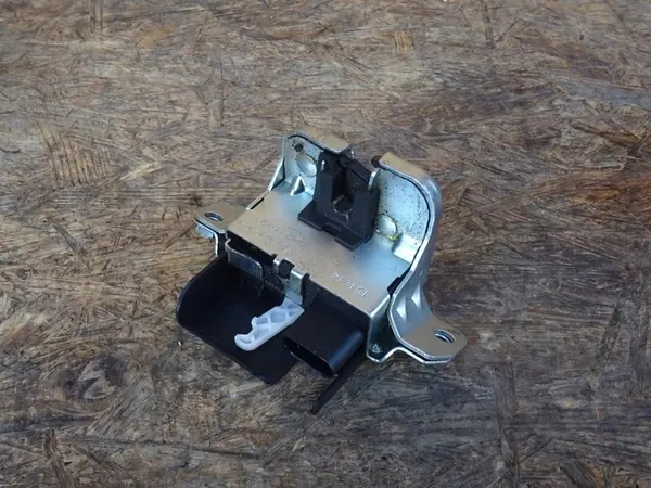 SHARAN 7N Baklucka Lås 7P0827505G 7N0827520B image 3