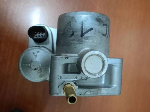 Gaspedaal Renault 1.6 image 5