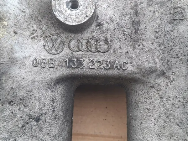 Colector de admisión Audi OE 06B133223AC - Motor gasolina image 3