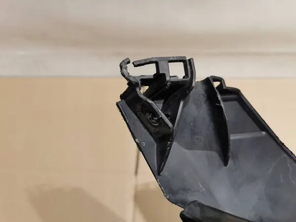 MERCEDES C-KLASA W206 AMG LINE Deslizamento dianteiro esquerdo A2068857301 image 9