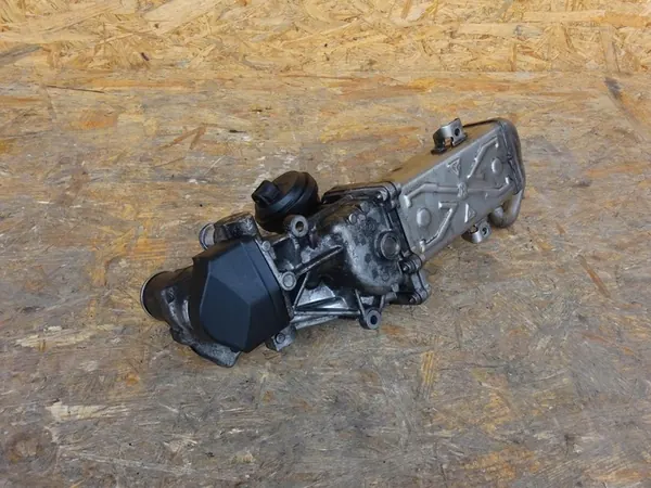 EGR-venttiili jäähdyttimellä VW Golf Plus 1.6TDI 2.0TDI image 2