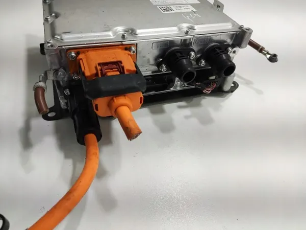 OEM A0009006520 Invertterimoduuli Mercedes GLA H247:lle image 4