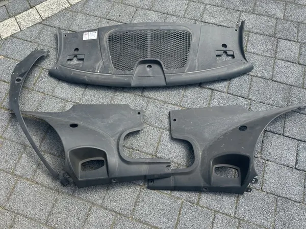 Couvercle Moteur Droit Porsche Macan OEM 95B806584C image 2