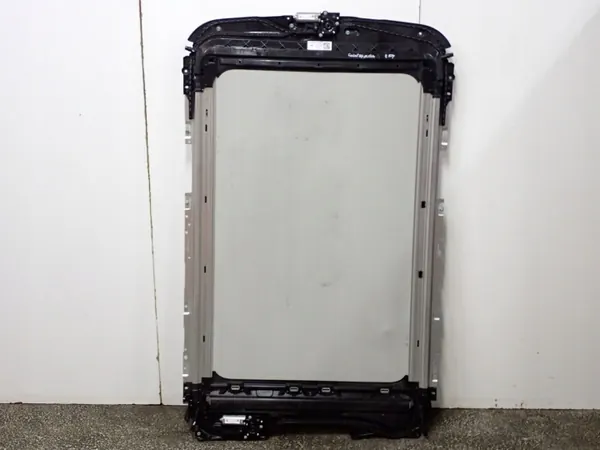 Persiana Techo Panorama OEM Completa BMW X1 U11 image 5