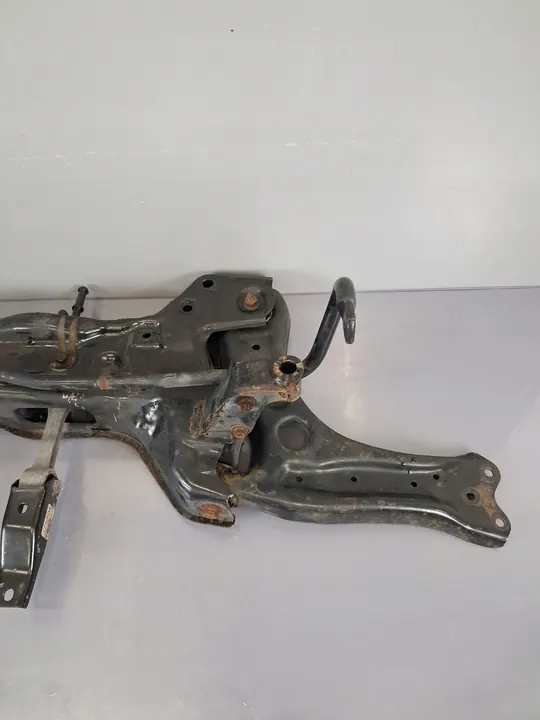 Sous-châssis avant Audi A1 8X 2009- image 3