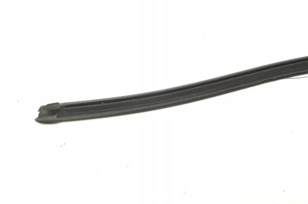Mercedes AMG GT Deurafdichting OEM A1907270800 - Gebruikt image 7
