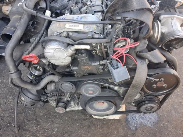 Kokonainen Moottori Mercedes ML W163 2.7 Diesel OEM A6121533279 image 7
