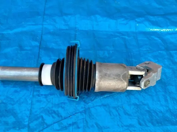 Junta de dirección cruzada Mercedes C W206 OEM A2064604200 image 4