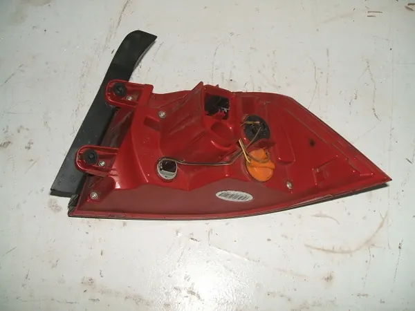 Luz trasera izquierda Passat B7 Sedan Europa 3AE945207B image 3