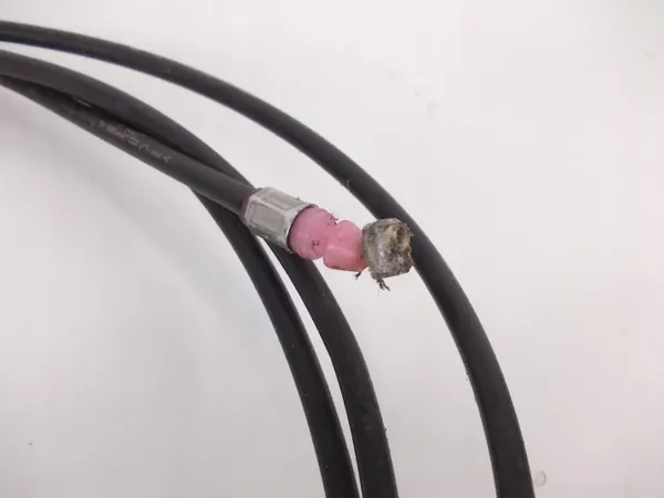 Durite d'arrivée carburant OEM Y346HGAFEG Suzuki Swift 3 image 4