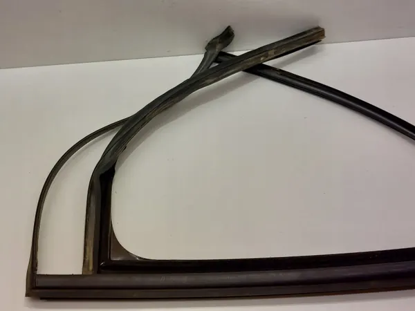 Junta de puerta VW Tiguan OEM 5N0839432F trasera derecha image 3