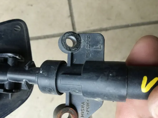 Volvo OE 31276117 Koplampwasinstallatie image 3