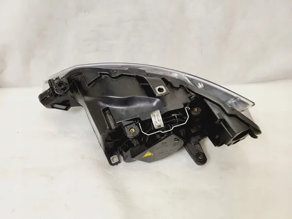 Farol Bi-Xenon Direito SEAT IBIZA 12-16 image 4