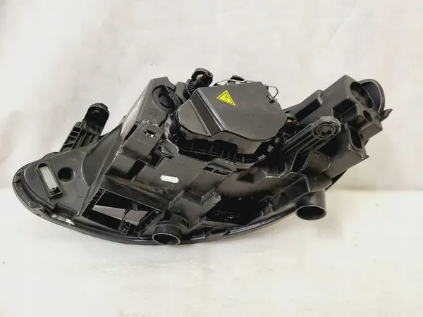 Farol Bi-Xenon Direito SEAT IBIZA 12-16 image 5