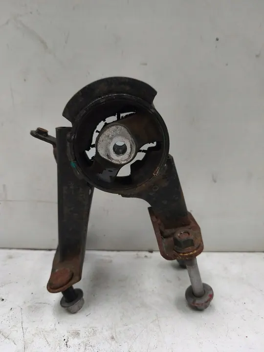 Supporto motore TOYOTA AURIS E15 123710D180 image 4