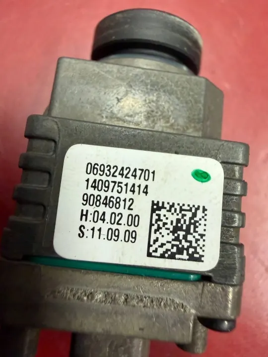 Cámara trasera BMW X3 F25 OEM 9324247 - Usada image 3