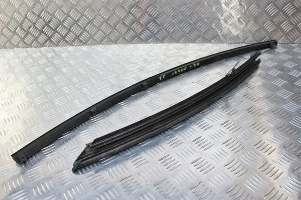 OEM MAH5009 Framdörr fönsterlist höger Lexus LS 400 image 4
