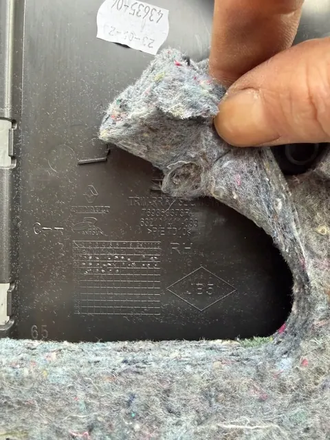 Plastic Cover Right Pillar Renault Austral 769363373R image 2