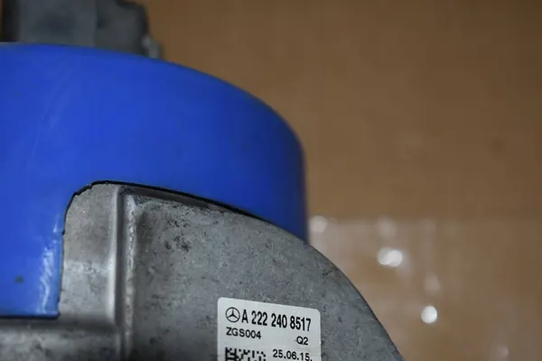 Soporte de motor izquierdo Mercedes W217 W222 image 3