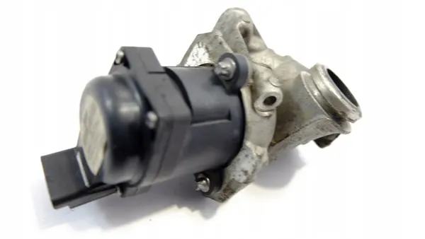 Válvula EGR Ford OEM 9672880080 para Fiesta MK7 1.6 TDCI image 6